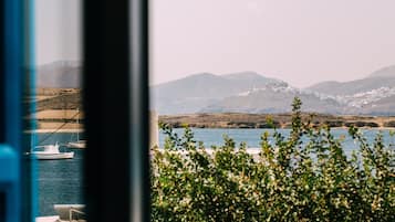 Apartamento família, sacada, vista para o mar | Vista da sacada