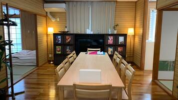 Apartment | In-room dining