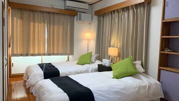 Apartment | 3 bedrooms, free WiFi, bed sheets