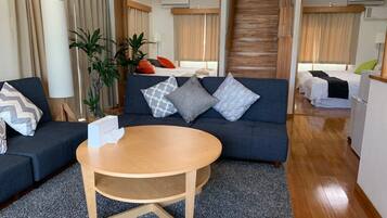 Apartamento | Área de estar | TV de tela plana