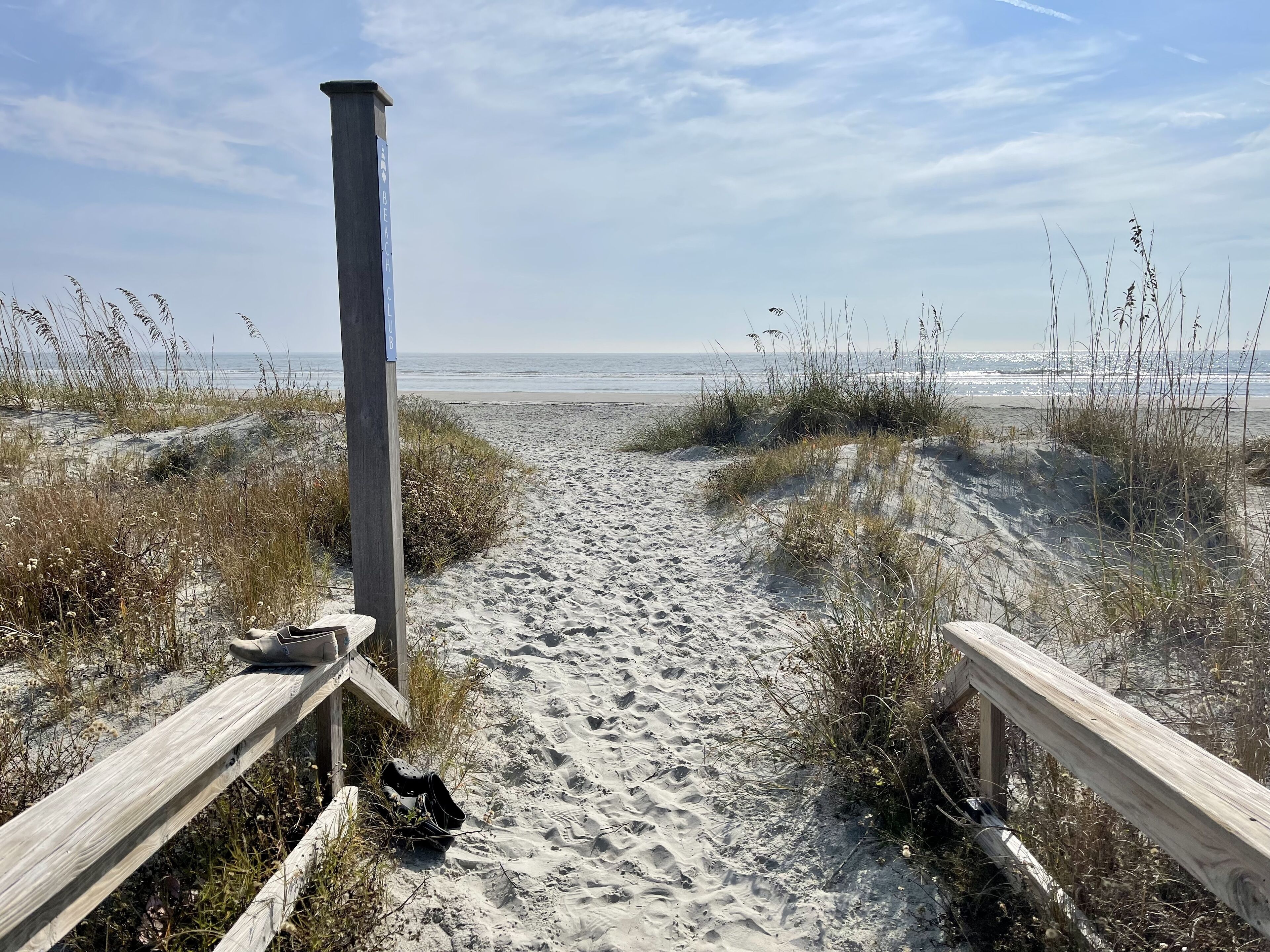 Nær stranden og strandhåndklær