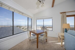 Dining - 7592- Barefoot Blessings, Pet Friendly Oceanfront Avon Abode (Avon)
