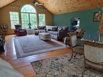 Come enjoy fishing, R&R or visit with family come visit!