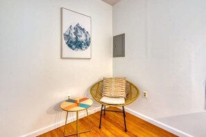 Interior - Stairway | 3BR Apt w W/D Ideal for Groups (Philadelphia)