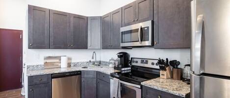 Fridge, microwave, oven, stovetop