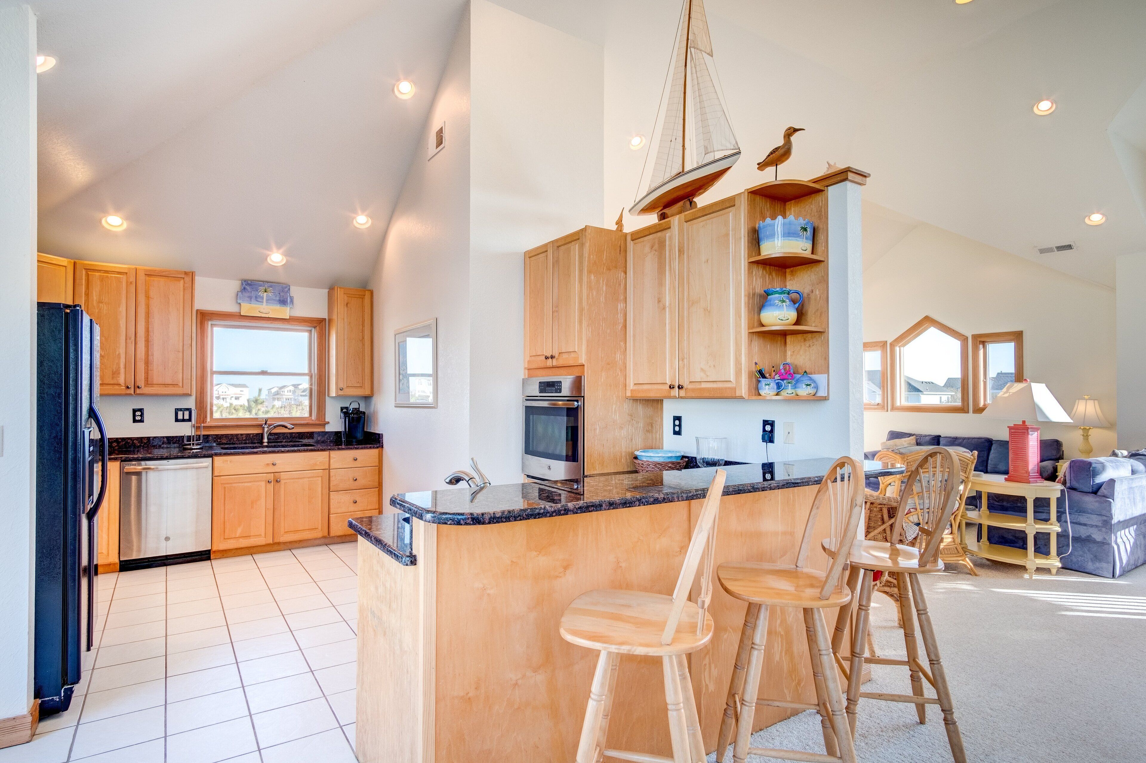 冰箱、微波炉、烤箱、炉灶