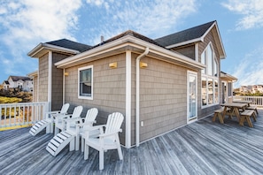 Terrace/patio - 4052 - Mirth N Mist II, 7 bedroom home with private pool, hot tub, and poolside cabana (Duck)