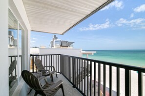 Property grounds - Beach House 9 · Bay & Gulf Views · End Unit (Bradenton Beach)