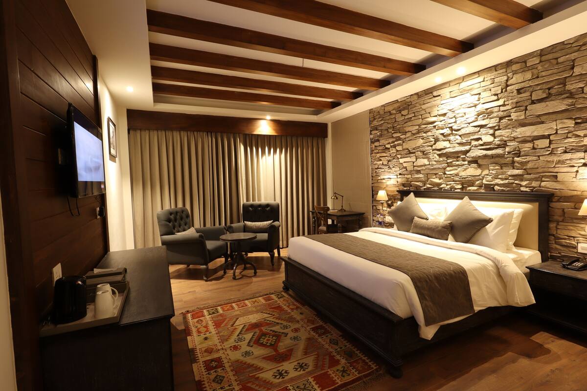 Habitación ejecutiva, 1 habitación, baño privado | Sábanas de algodón egipcio y ropa de cama de alta calidad
