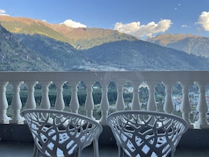 Balcony view - Sylvan Hues (Manali)