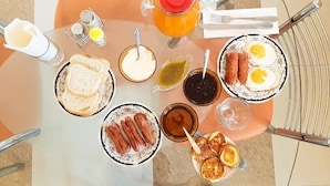 Daily continental breakfast for a fee - My House In Bakuriani (Borjomi)