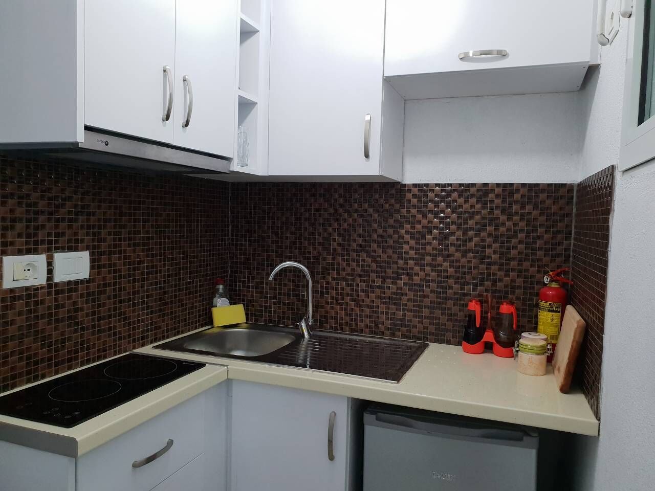 Studio | Private kitchen | Fridge