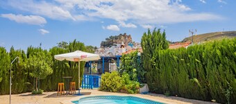 Cubo's La Casa del Abuelo / Private Pool / Free WIFI