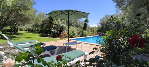 Charming House - 6 pax, - Wifi Free - Sat TV - Private Salat Pool