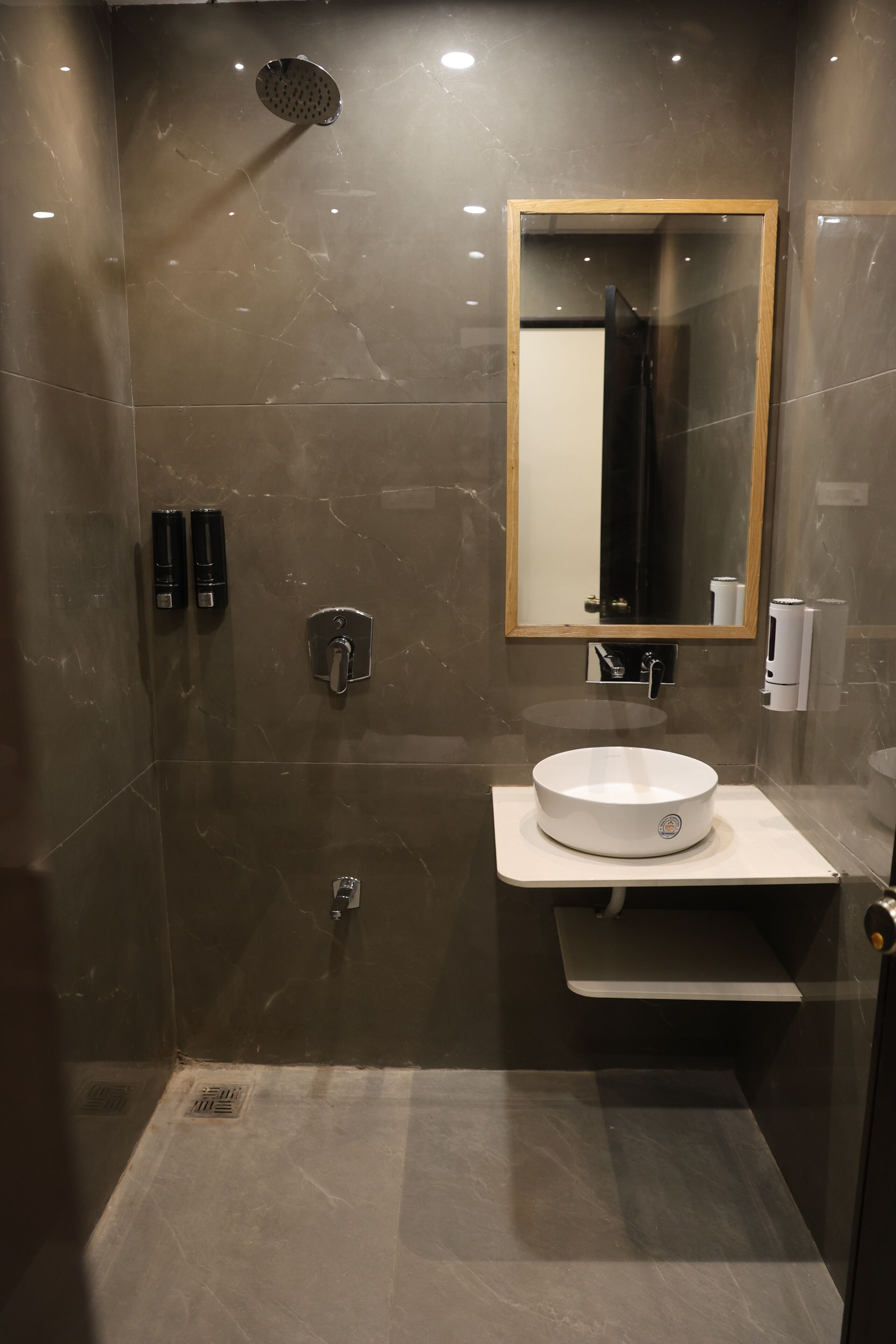 Elite Double Room, Garden View | Bathroom