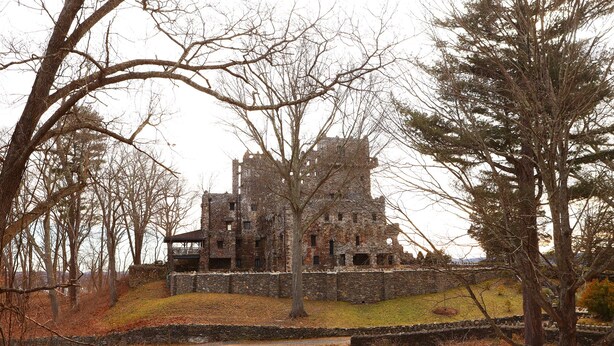 Exterior - Connecticut Colonial with River and Sunset Views! (East Haddam)