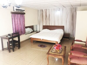 Desk, blackout curtains, rollaway beds, free WiFi