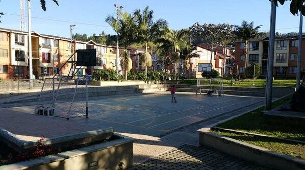 Sportplatz