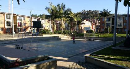 Apartamento Con Bañera, cerca al parque en El Retiro Antioquia.