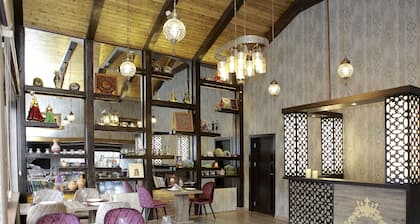 MinAli Boutique Hotel