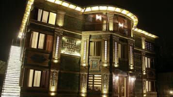 Front of property - evening/night