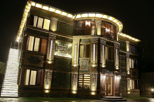 MinAli Boutique Hotel