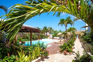 Exterior - Naboo Resort & Dive Center - Adults Only (Roatan)