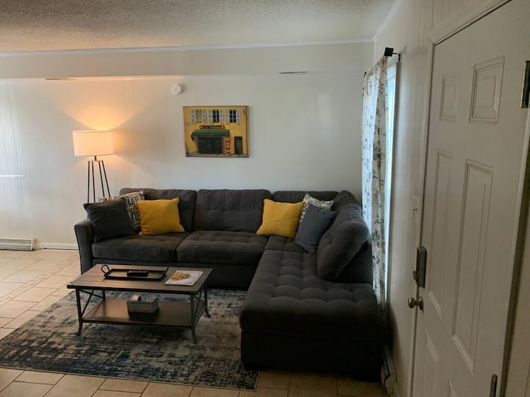 Suite 4, Sleep 6, Minutes From Attractions In Uptown - Charlotte, NC