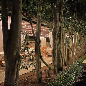 Dinner served, Regional cuisine - Relais Casina Copini (Spongano)