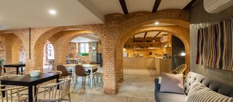 알레이소모라키