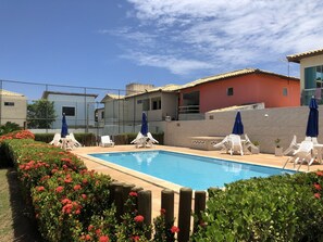 室外游泳池