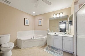 ヘアドライヤー、ビデ、タオル、石鹸