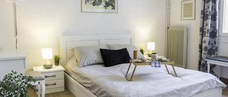 3 bedrooms, WiFi, bed sheets