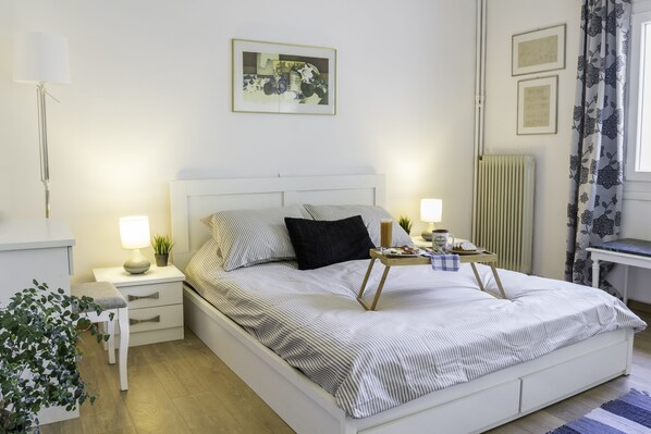 3 bedrooms, WiFi, bed sheets