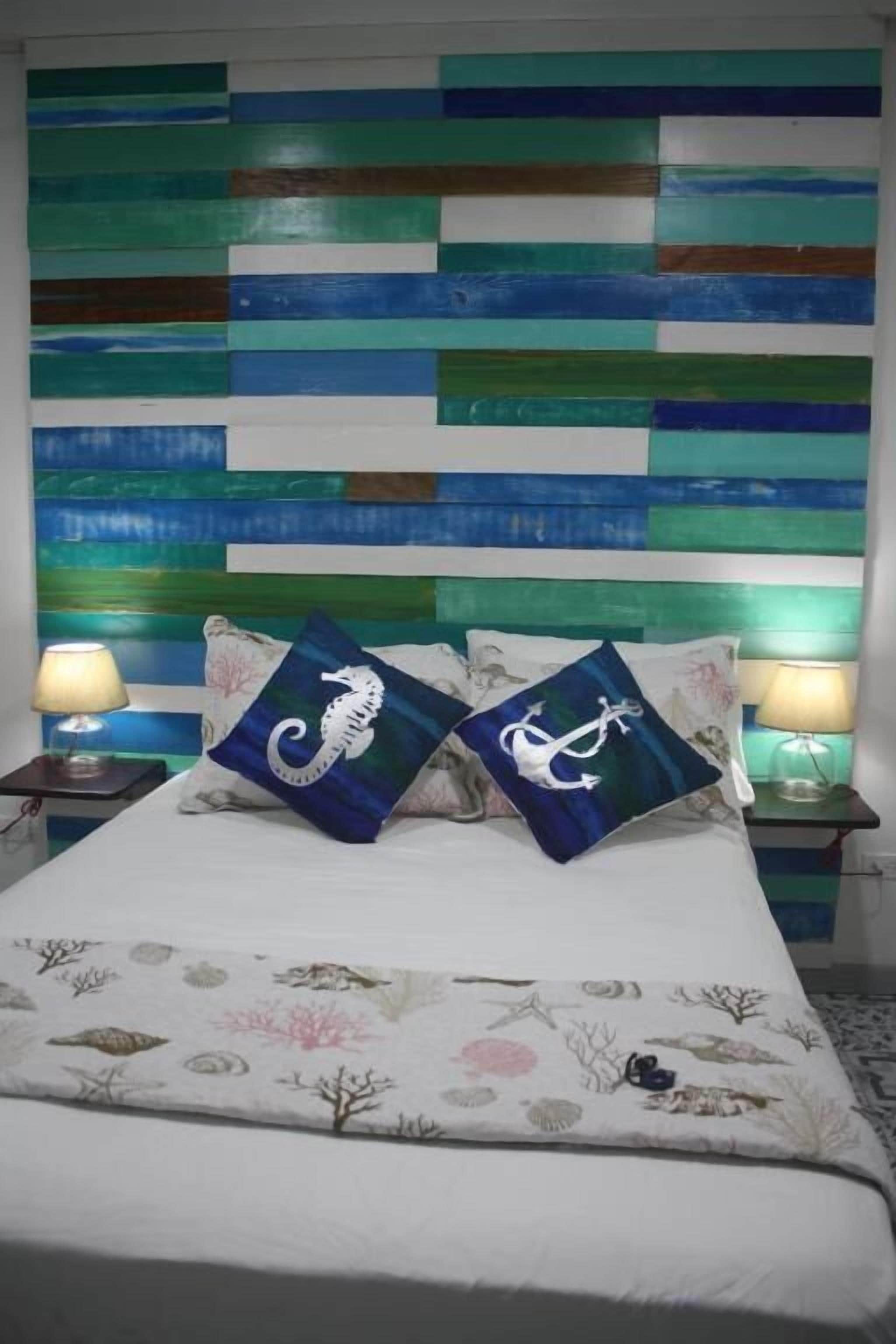 Quadruple Room | Minibar, in-room safe, free WiFi, wheelchair access