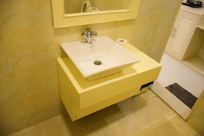 Executive Room | Bathroom