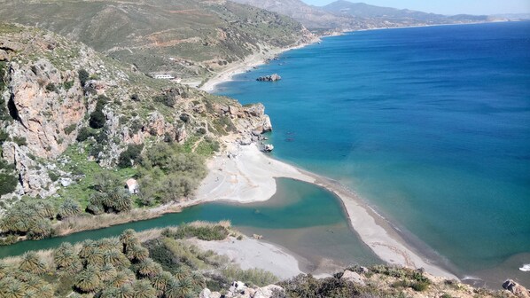 Beach nearby, sun-loungers