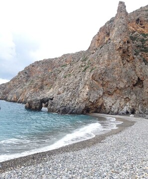 Plage à proximité, chaises longues