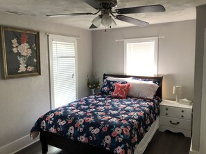 3 habitaciones, tabla de planchar con plancha y wifi gratis