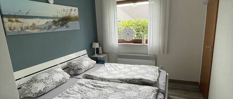 1 quarto, Wi-Fi de cortesia, roupa de cama