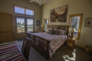 3 Schlafzimmer, Schreibtisch, Bügeleisen/Bügelbrett, kostenloses WLAN