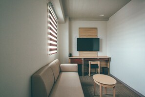 Habitación doble, para no fumadores | Tabla de planchar con plancha, wifi gratis y ropa de cama