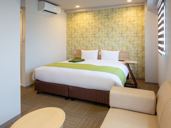 Habitación doble, para no fumadores | Tabla de planchar con plancha, wifi gratis y ropa de cama 