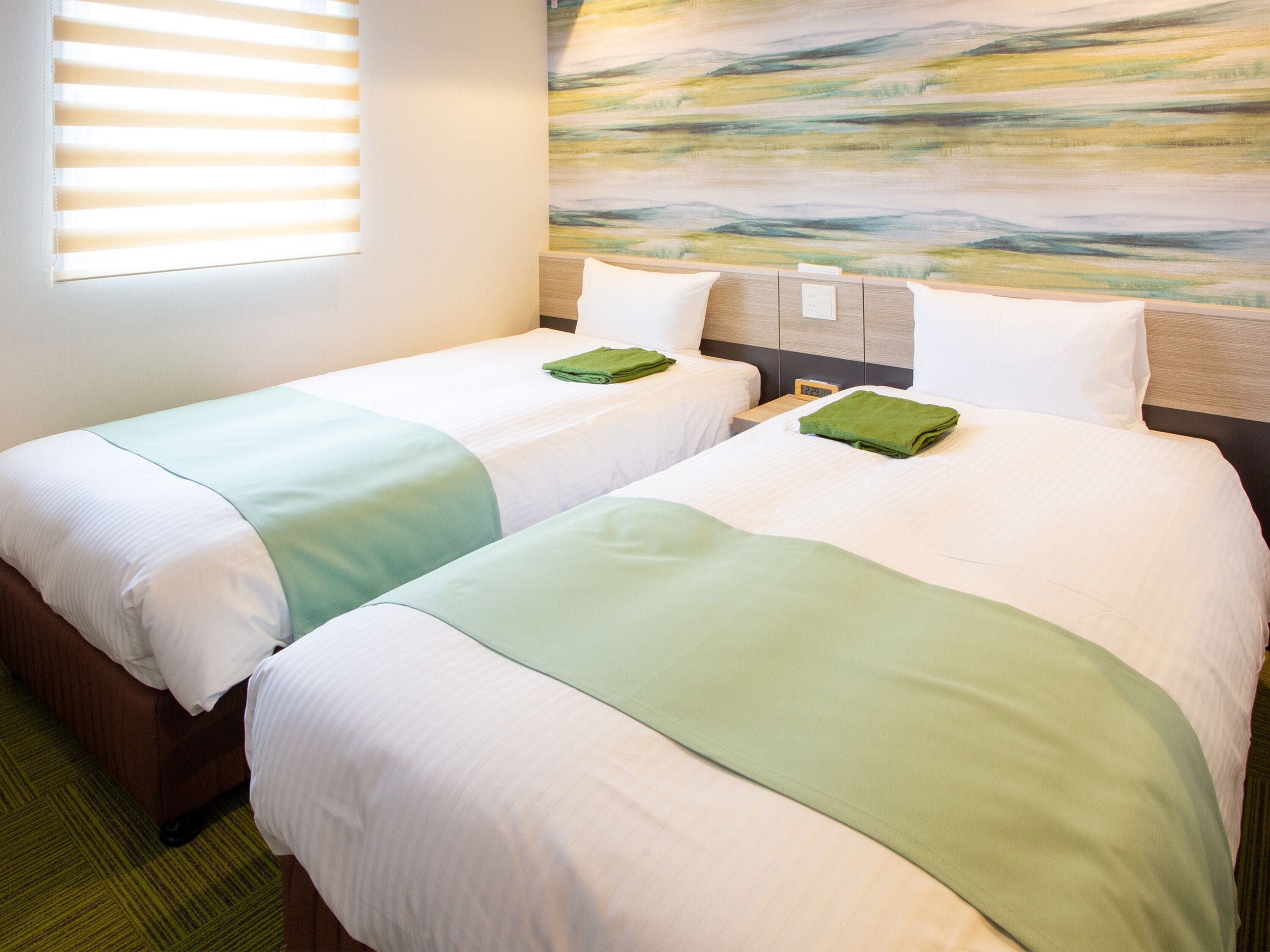 economy twin room, non smoking | 1 bedroom, iron/ironing board, free wifi, bed sheets