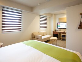 Quarto casal, para não fumantes | Ferros/tábuas de passar roupa, Wi-Fi de cortesia, roupa de cama