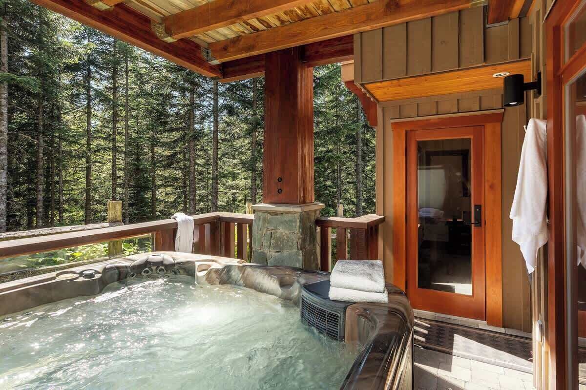 Bain à remous extérieur