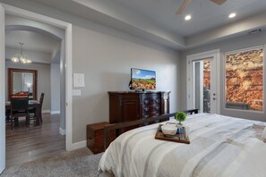 4 chambres, fer et planche à repasser, Wi-Fi gratuit, draps fournis