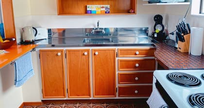 Oaklands House in Nelson