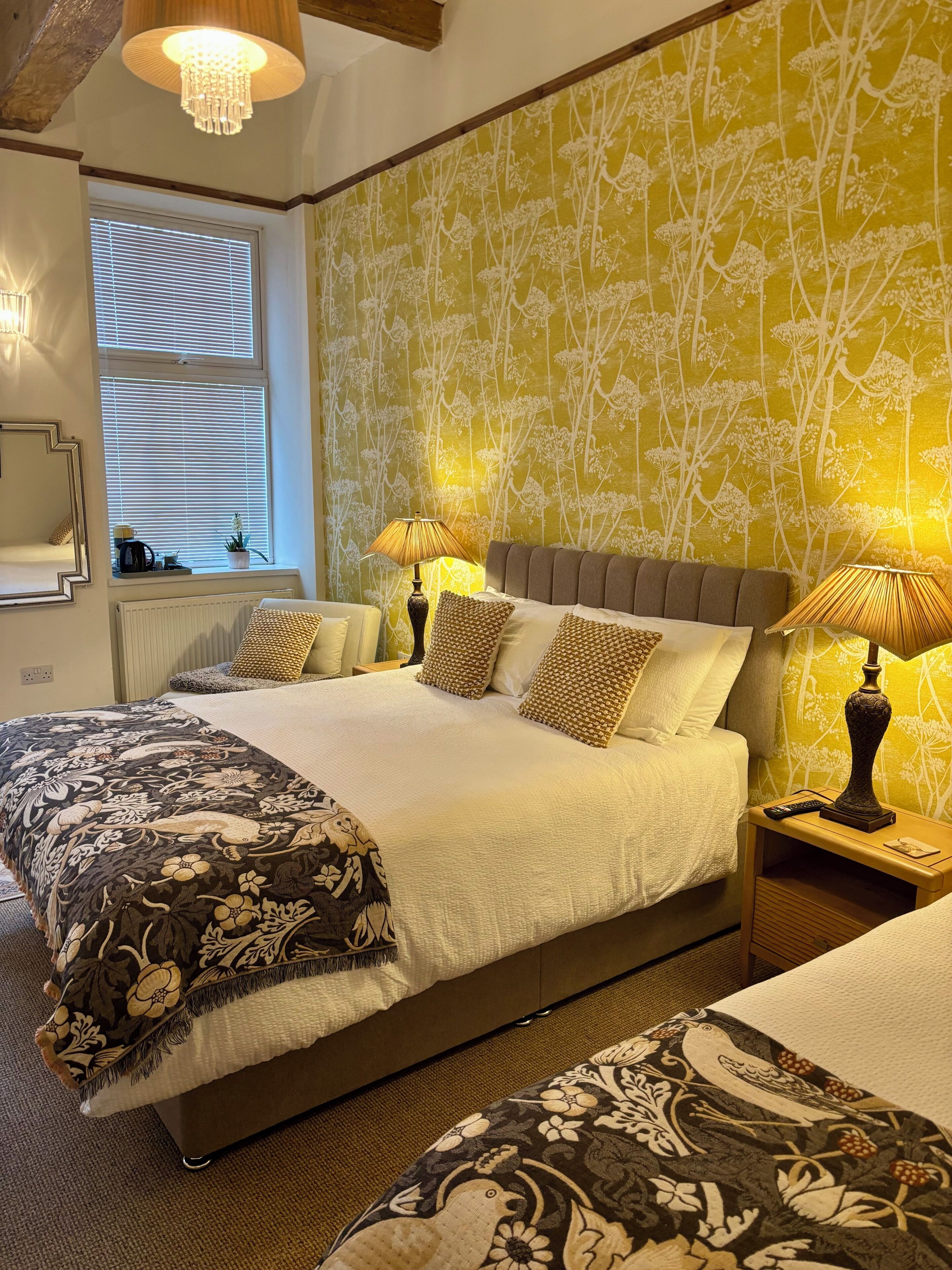 Deluxe Quadruple Room (Room 5) | Iron/ironing board, bed sheets