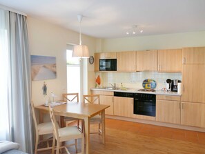 Køleskab, mikrobølgeovn, ovn, opvaskemaskine